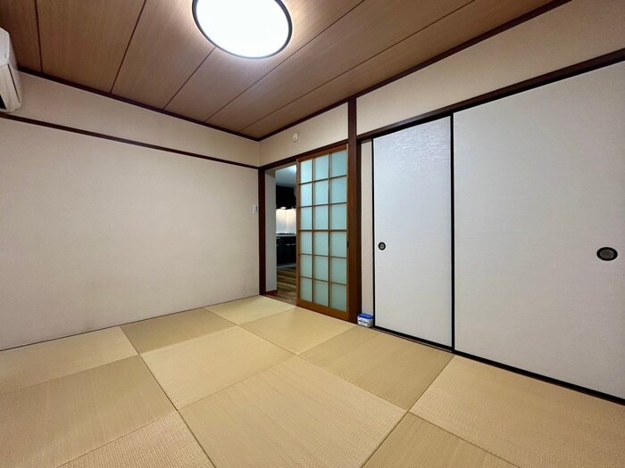 物件内観写真10　(居室)