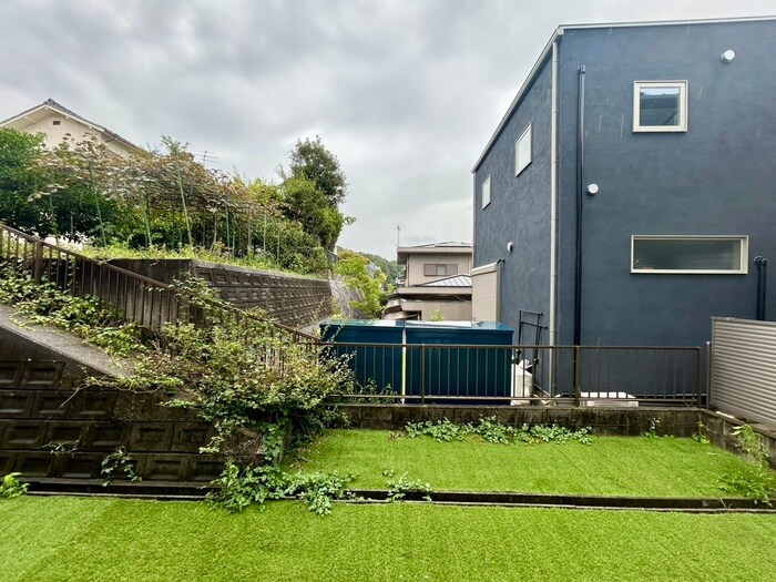 物件内観写真21　(室内からの展望)