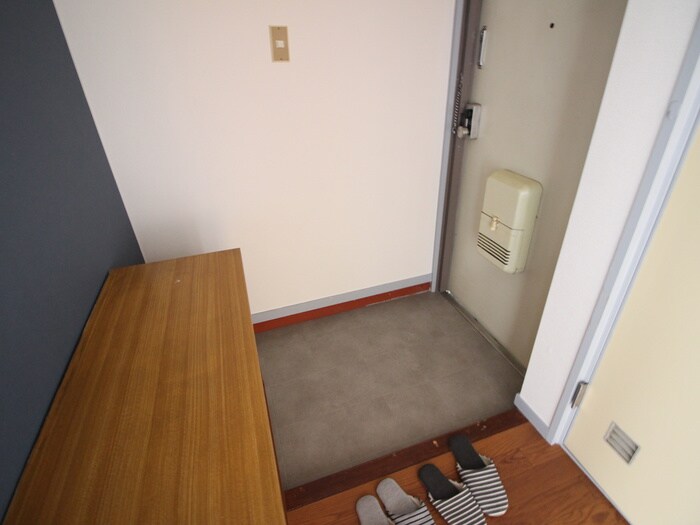 物件内観写真21　(玄関)