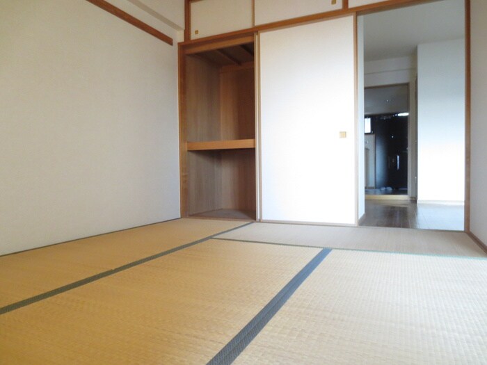 物件内観写真7　(居室)