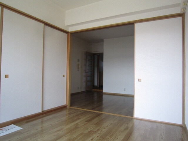 物件内観写真13　(居室)