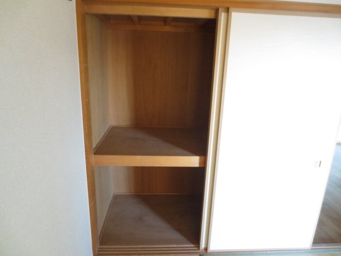 物件内観写真13　(収納)