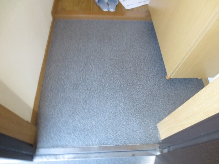 物件内観写真18　(玄関)