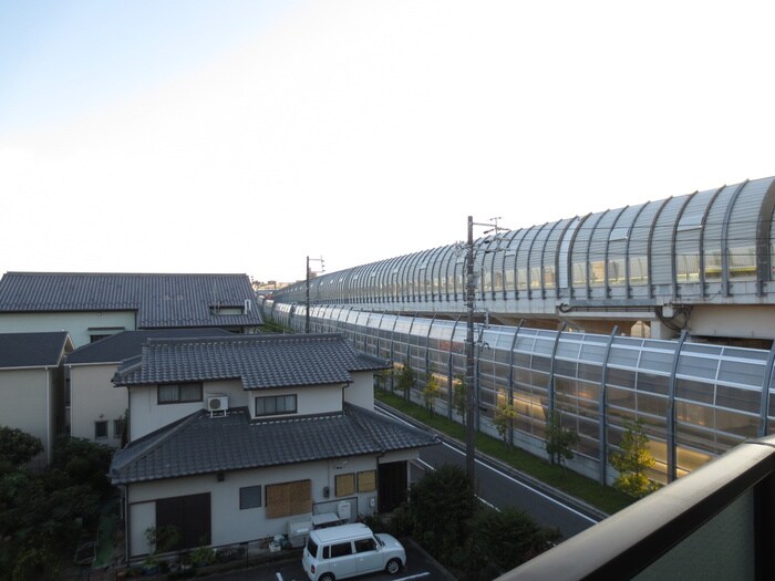 物件内観写真22　(室内からの展望)