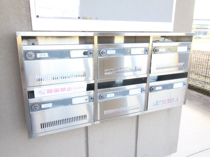 物件外観写真4　(建物設備)