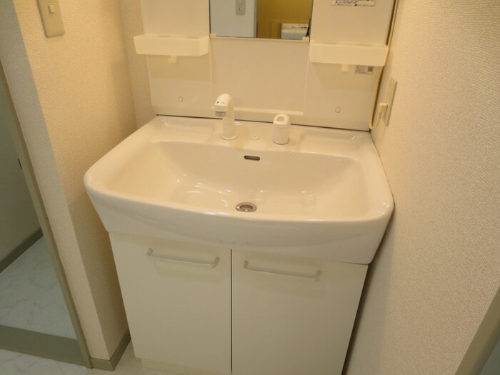 物件内観写真10　(洗面)