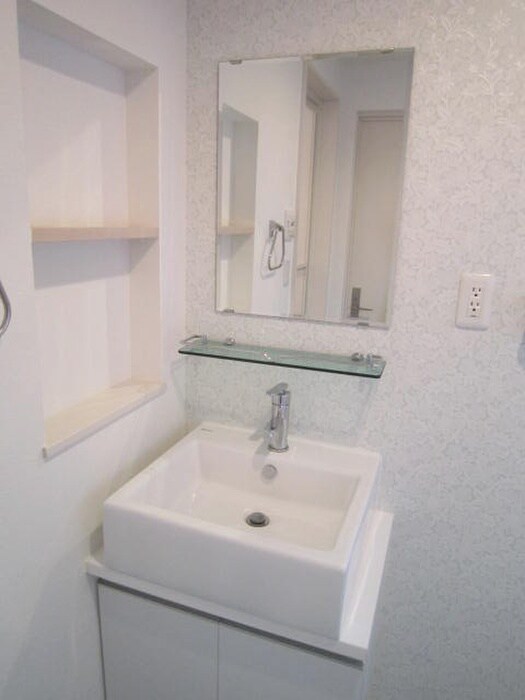 物件内観写真10　(洗面)