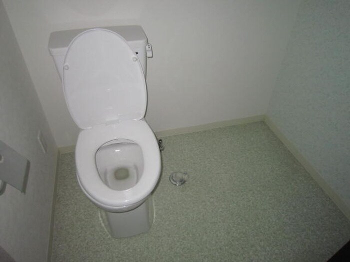 物件内観写真15　(トイレ)