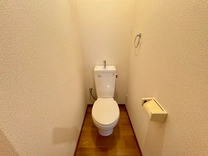 物件内観写真12　(トイレ)