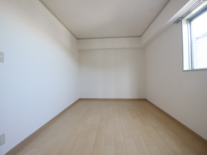 物件内観写真15　(居室)