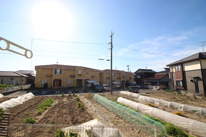 物件内観写真22　(室内からの展望)