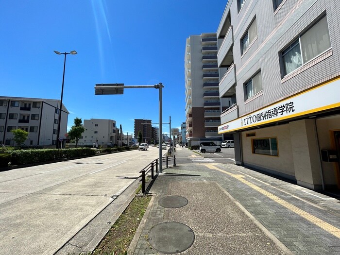 物件外観写真6　(周辺環境)