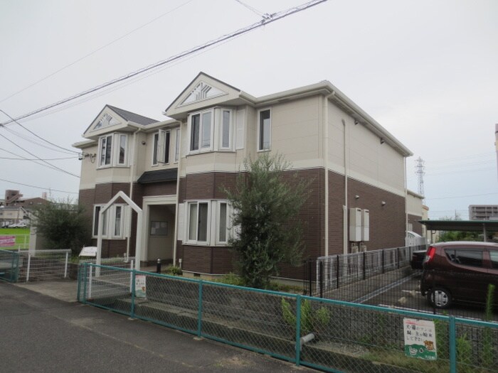 物件外観写真2　(外観写真)