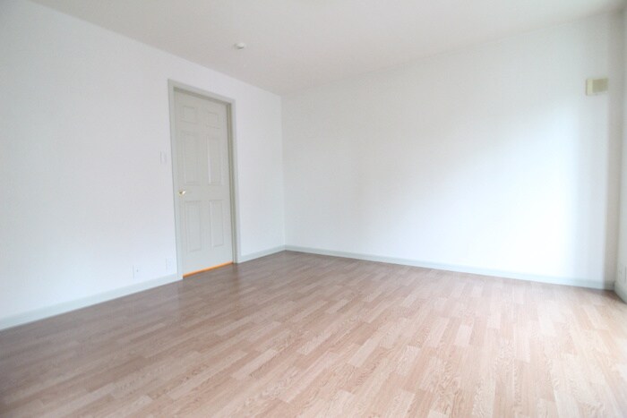 物件内観写真5　(居室)