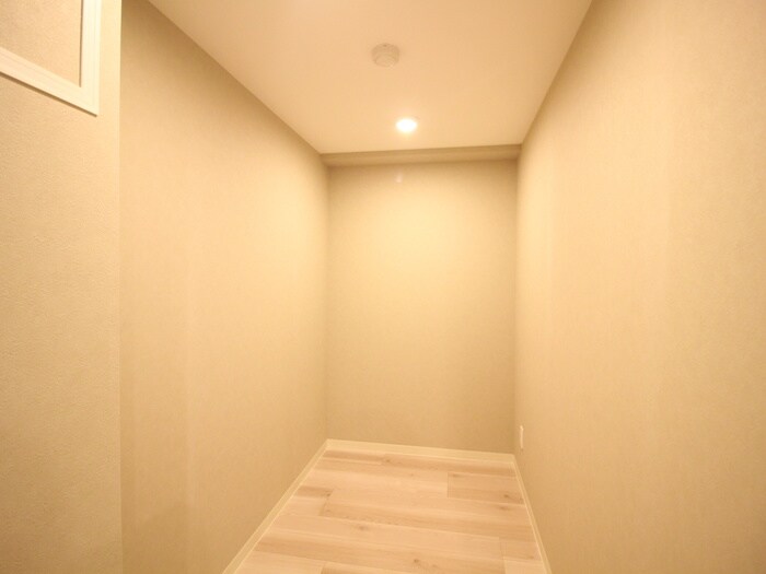 物件内観写真10　(収納)