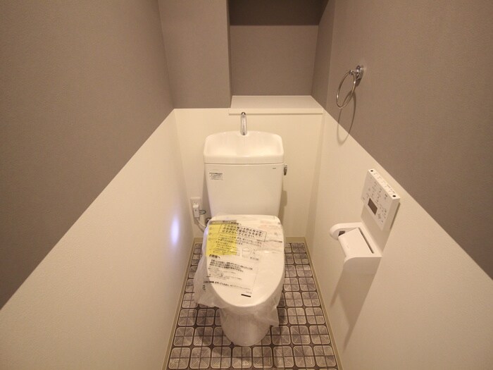 物件内観写真15　(トイレ)