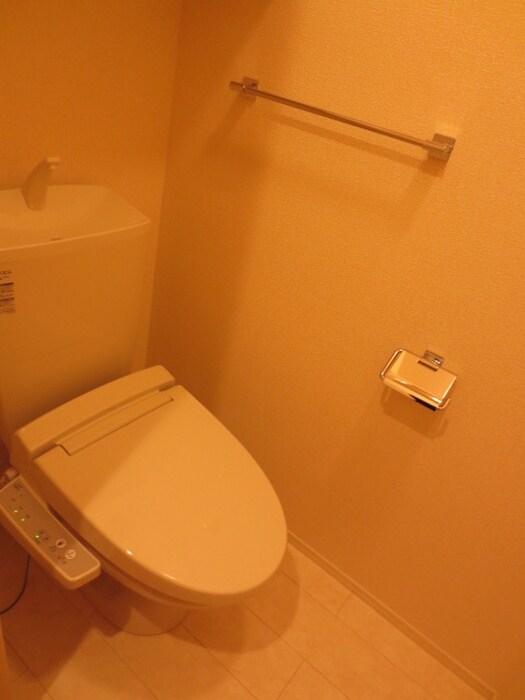 物件内観写真12　(トイレ)