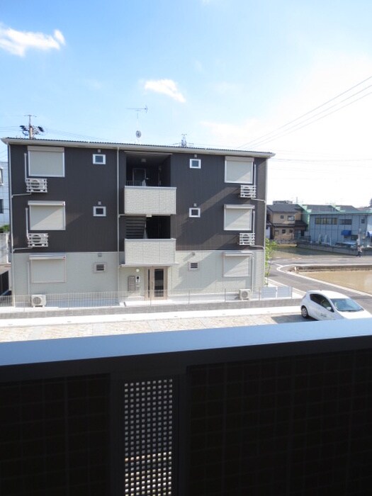 物件内観写真17　(室内からの展望)