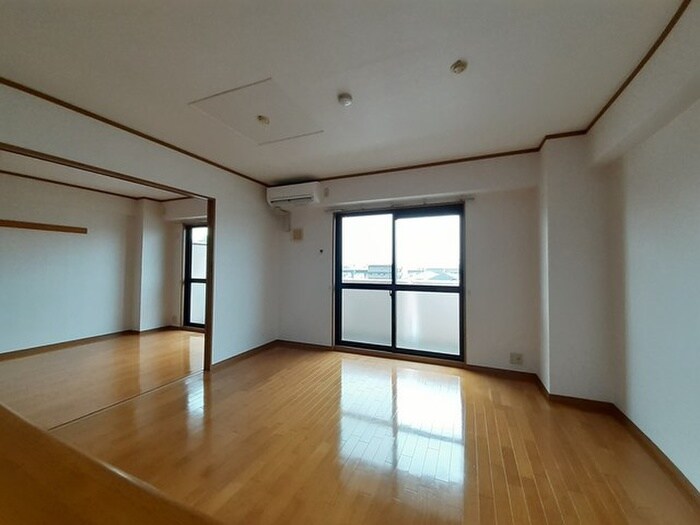 物件内観写真4　(居室)