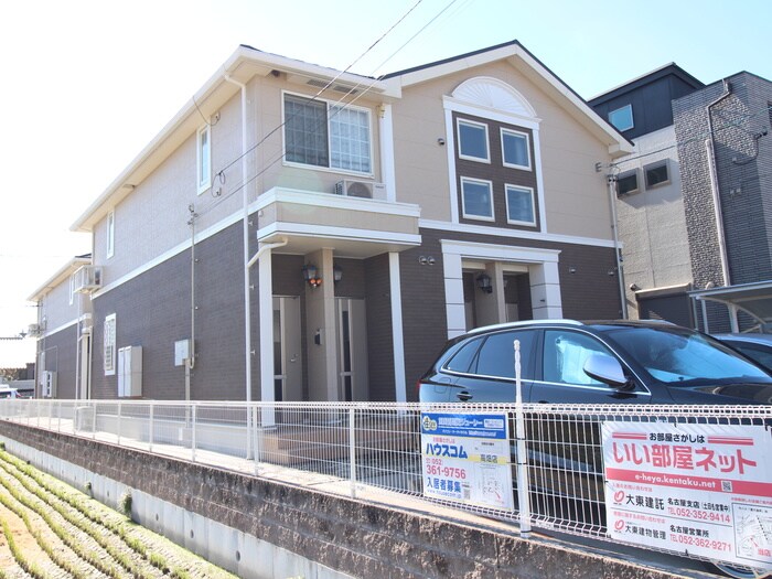 物件外観写真4　(外観写真)