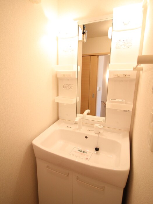 物件内観写真11　(洗面)