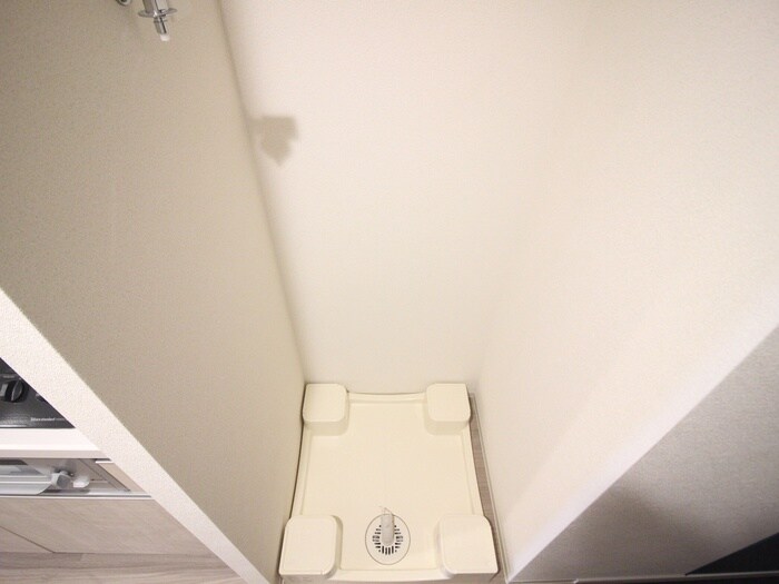 物件内観写真13　(洗濯機置場)