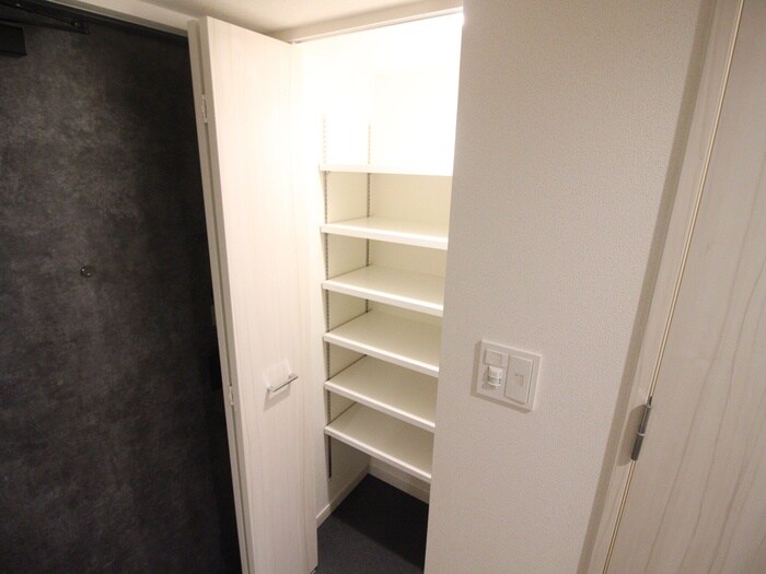 物件内観写真14　(靴箱)