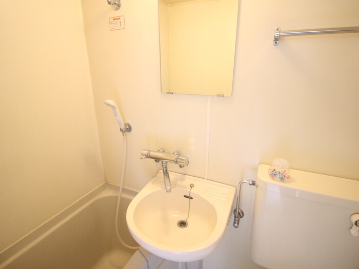 物件内観写真16　(洗面)