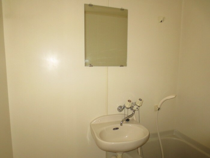 物件内観写真10　(洗面)