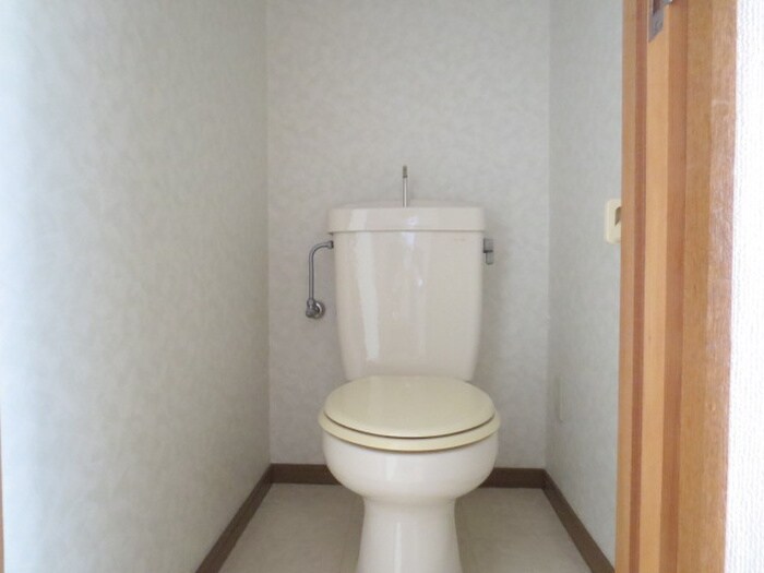 物件内観写真12　(トイレ)