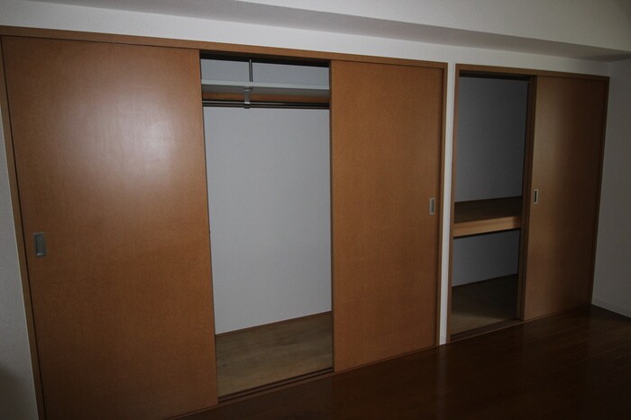 物件内観写真6　(収納)