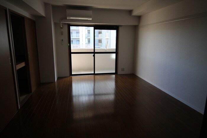 物件内観写真19　(居室)