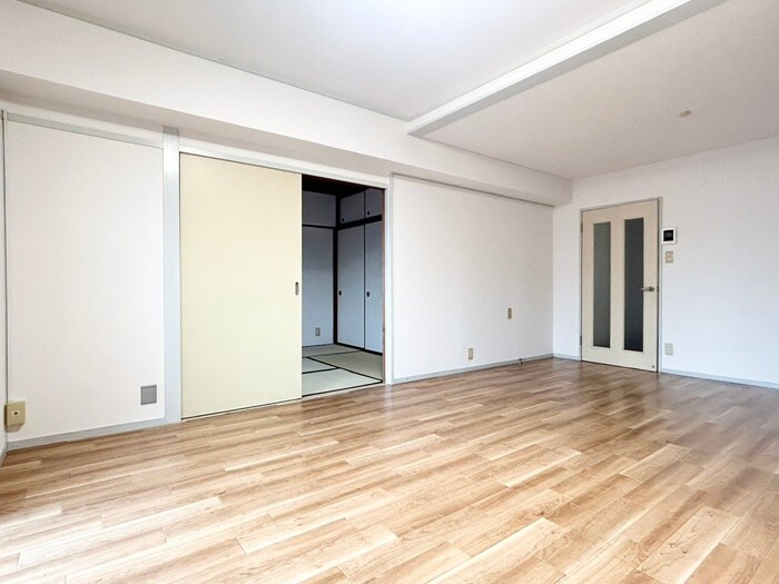 物件内観写真7　(居室)