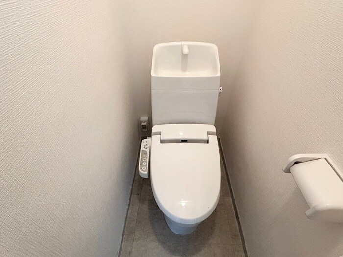 物件内観写真16　(トイレ)