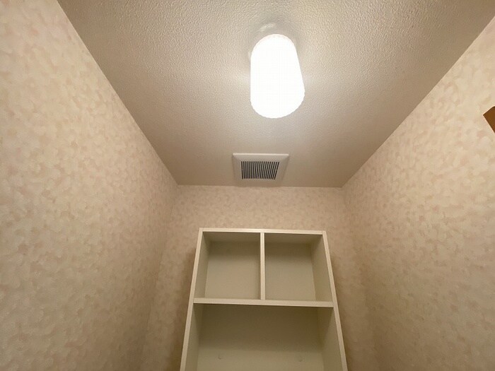 物件内観写真18　(トイレ)