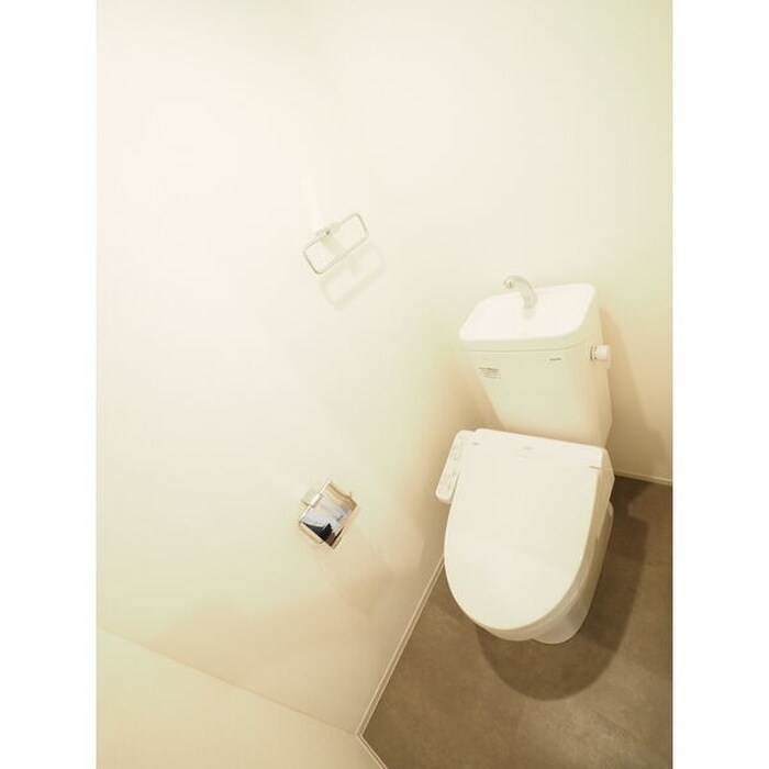 物件内観写真7　(トイレ)