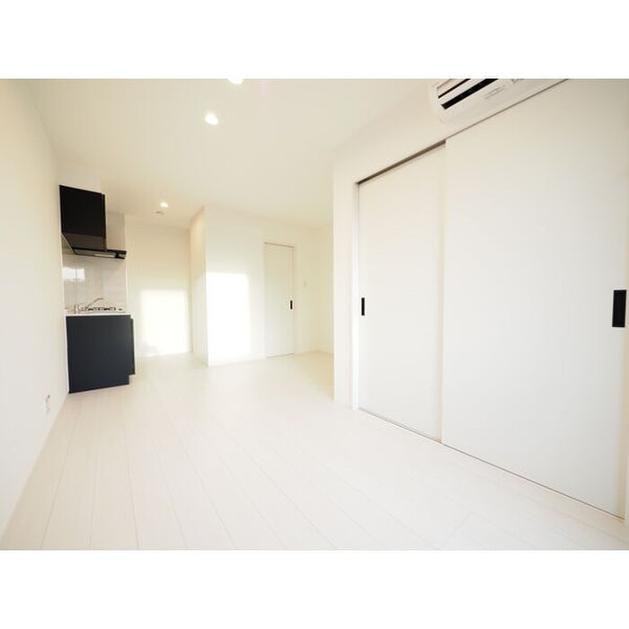 物件内観写真11　(内観写真)