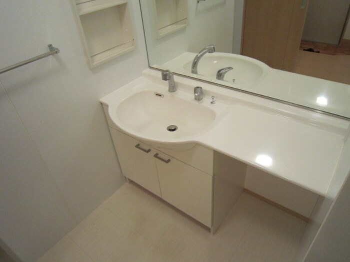 物件内観写真15　(洗面)