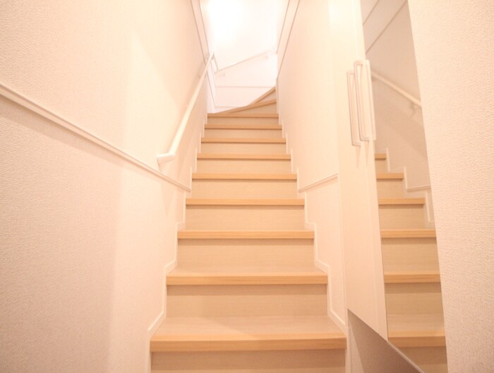 物件内観写真11　(廊下)