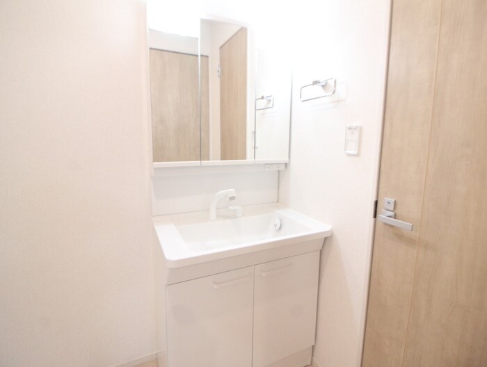 物件内観写真15　(洗面)