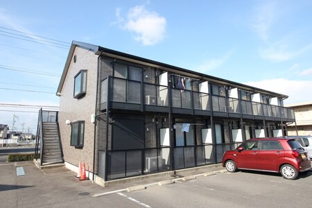 アンプルールリーブルフルリール外観写真