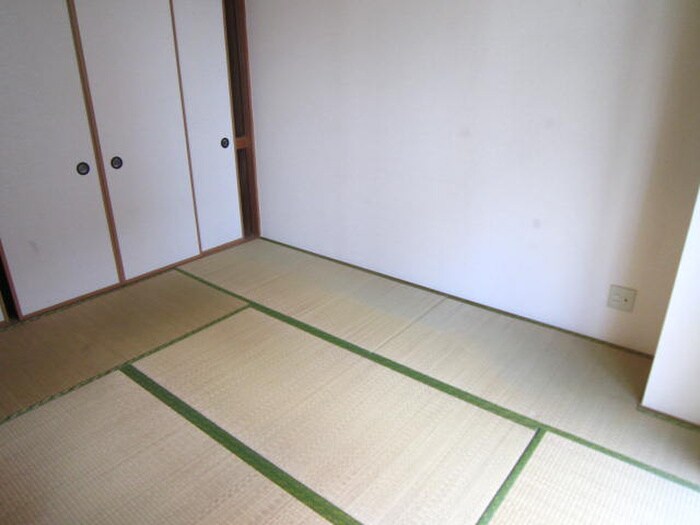 物件内観写真15　(居室)