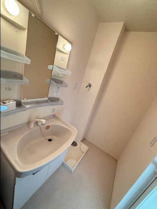 物件内観写真10　(洗面)