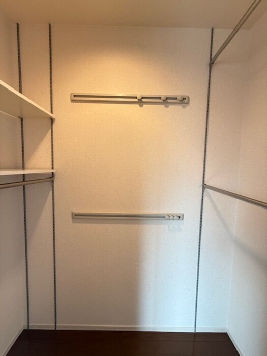 物件内観写真13　(収納)