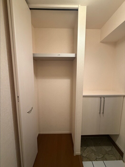 物件内観写真14　(収納)