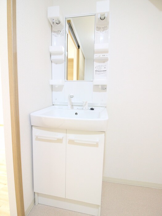 物件内観写真11　(洗面)