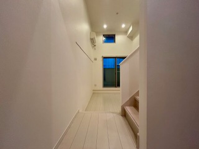 物件内観写真19　(廊下)