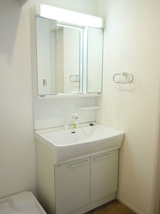 物件内観写真12　(洗面)