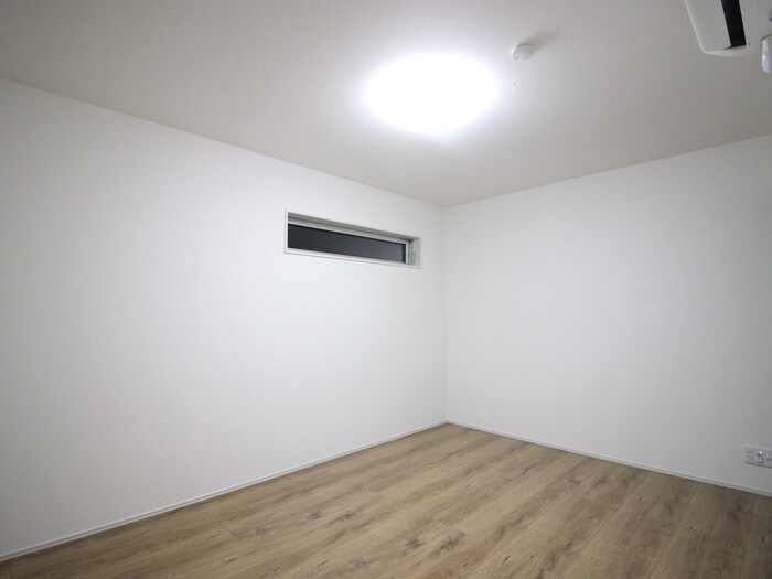物件内観写真20　(居室)