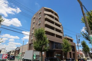 グランルーツ高坂外観写真